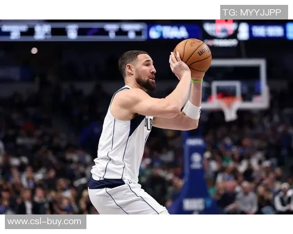 克莱半场三分火力全开轰23分平赛季纪录展现巅峰状态