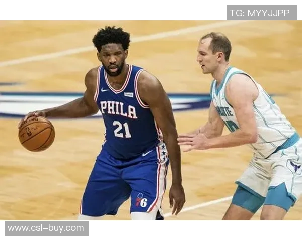 感恩节期间埃奇库姆社媒直播训练展现球员拼搏精神