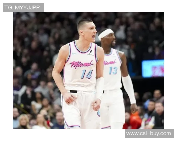 哈克斯称赞阿德巴约复出助球队稳定阵脚感到非常开心