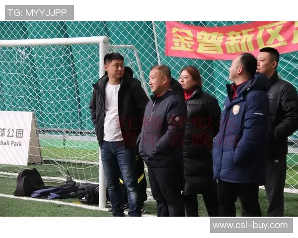 张耀坤正式担任大连鲲城总经理兼主教练曲晓辉被免去所有职务 张耀坤正式担任大连鲲城总经理兼主教练曲晓辉被免去所有职务