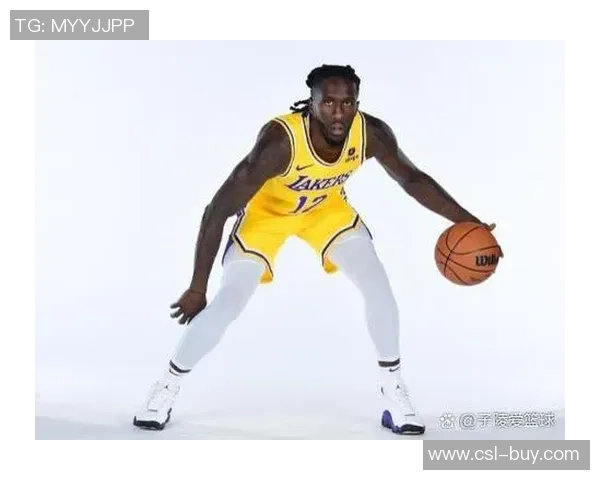 白帝季前赛表现惊艳怀特22分钟内高效砍下16分7板5助3帽 白帝季前赛表现惊艳怀特22分钟内高效砍下16分7板5助3帽